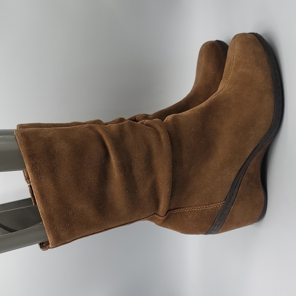 strictly comfort Shoes - Strictly comfort boots size 9m leather/ suede